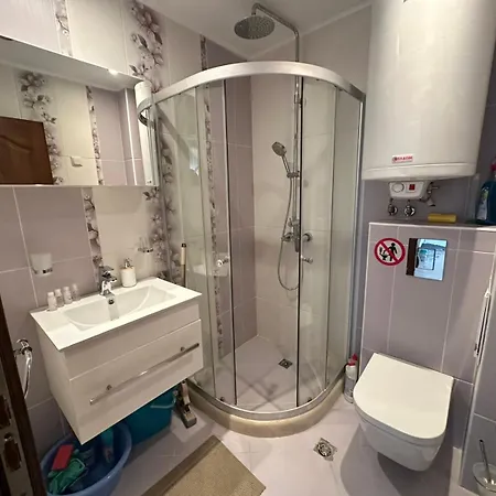 Varvara House Апартаменты *